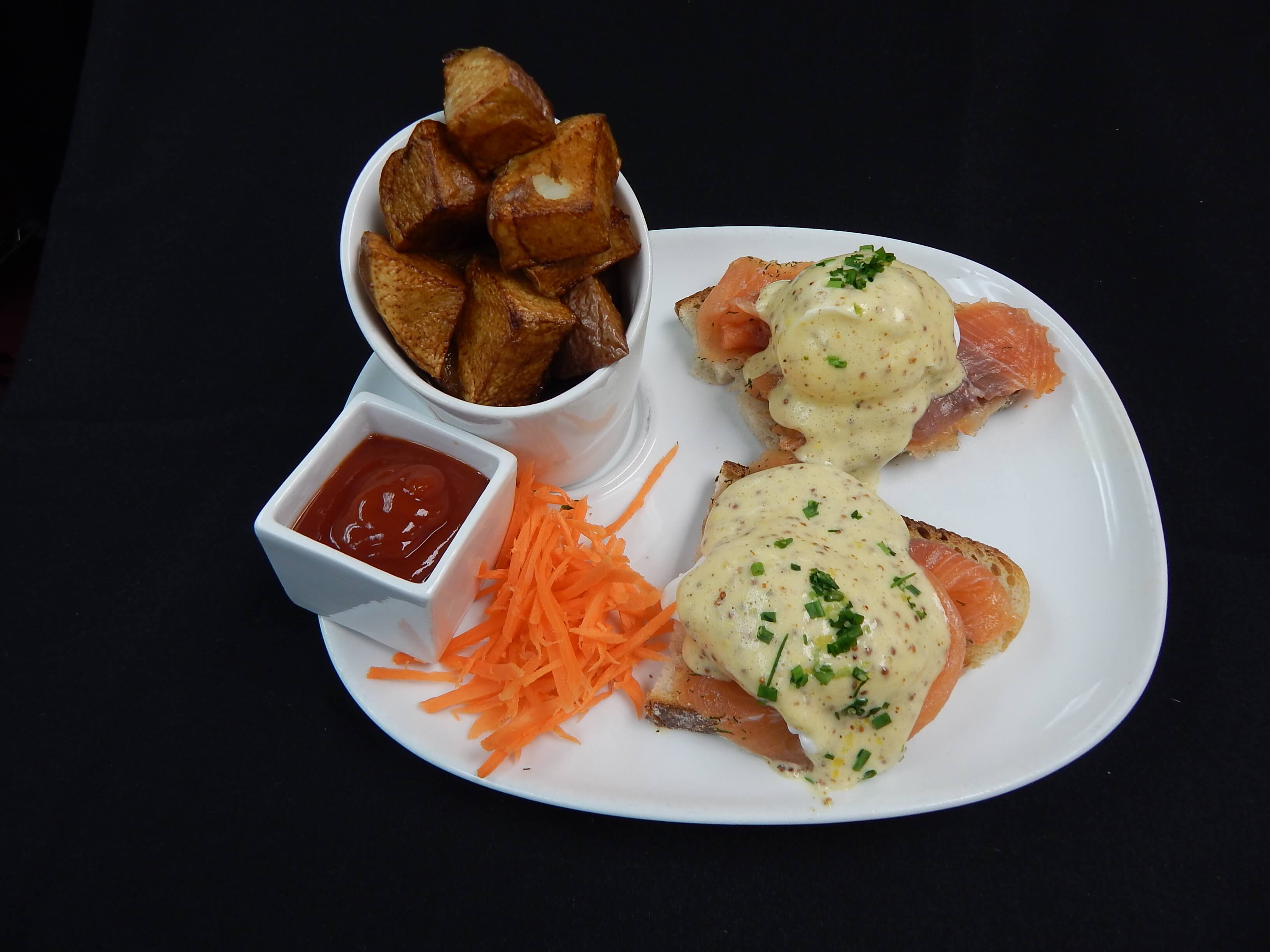 Weekend Brunch In The North End Of Boston Living Room Eggs Benny